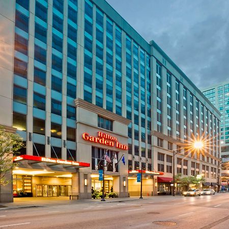 Hilton Garden Inn Chicago Downtown/Magnificent Mile Bagian luar foto